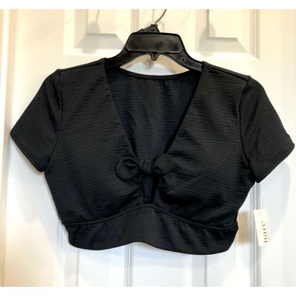 BARE NECESSITIES - NWT - L Sz L Textured Knit Crop Top/Peephole & Removable Cups - Picture 7 of 8
